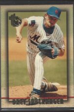 #124 Bret Saberhagen 1995 Topps Embossed