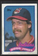 #690 Doug Jones 1989 Topps
